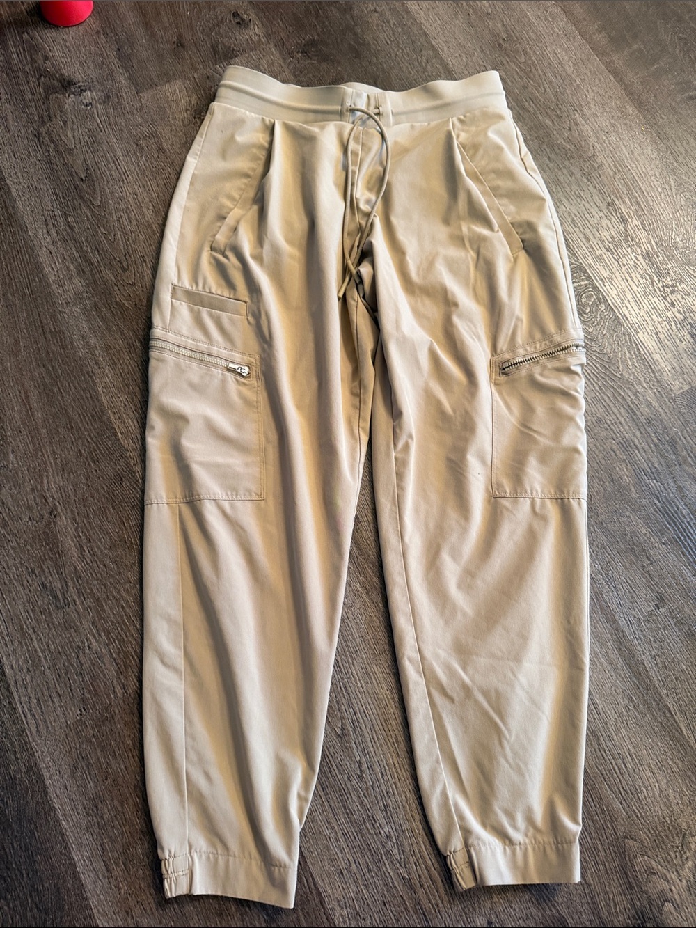 Athleta Venture Pant joggers in Silt Taupe color 2p